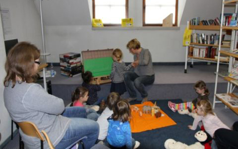 Bild Bibliothek 6
